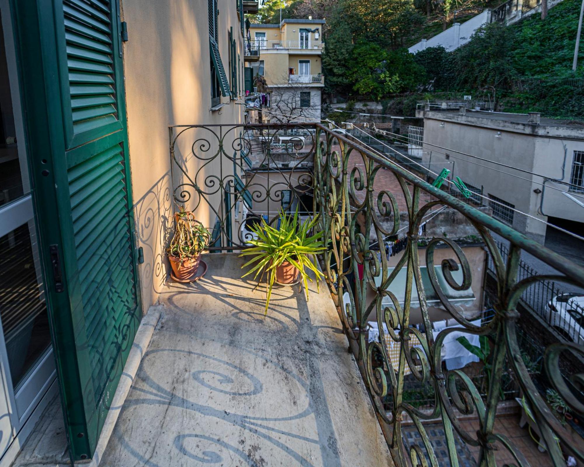 Appartamento Genova,400M Dal San Martino Luaran gambar